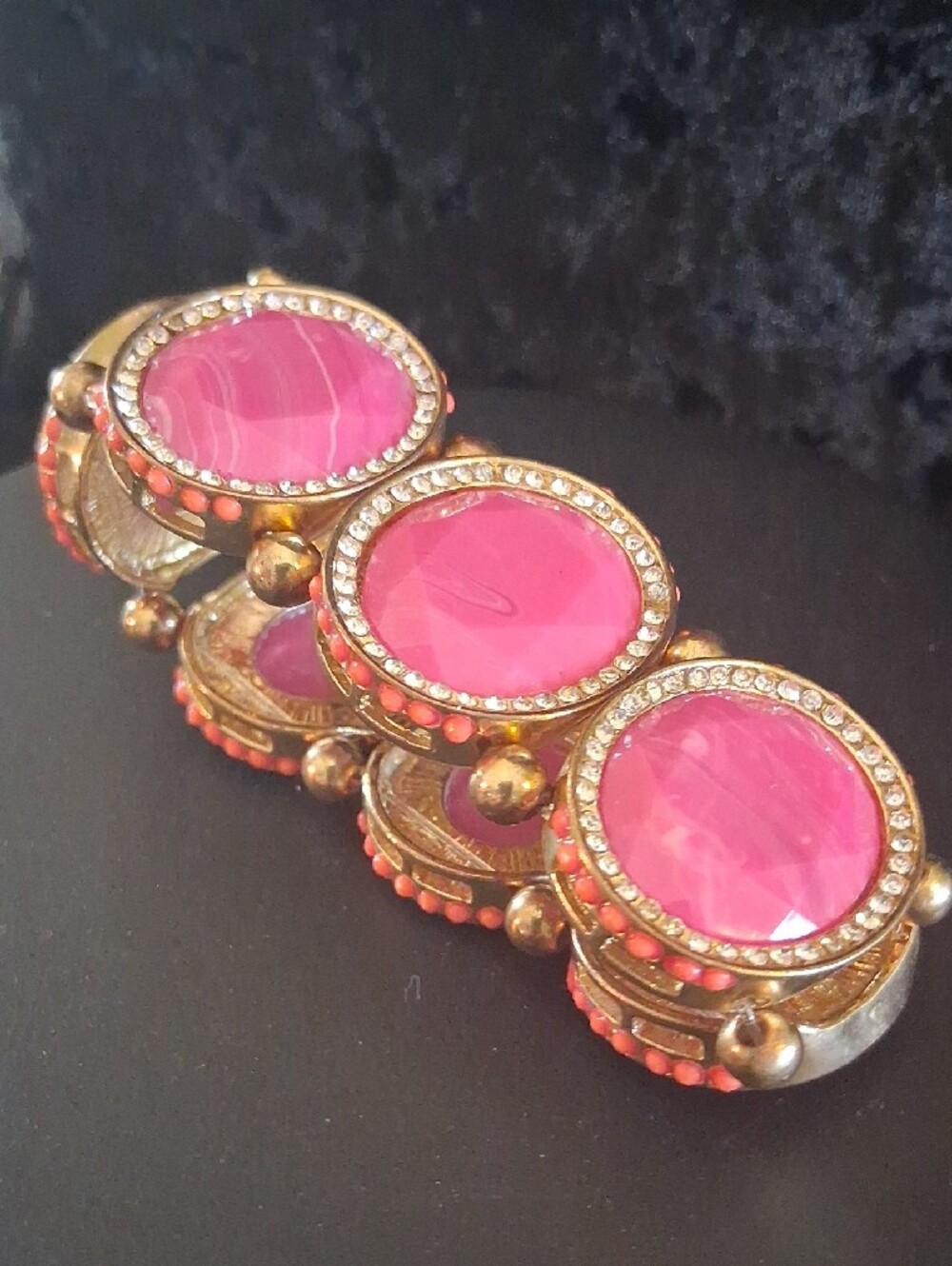 Trina Turk Palm Springs Pink Block Crystal Stretch Bracelet with Gold Accents - Picture 4 of 6